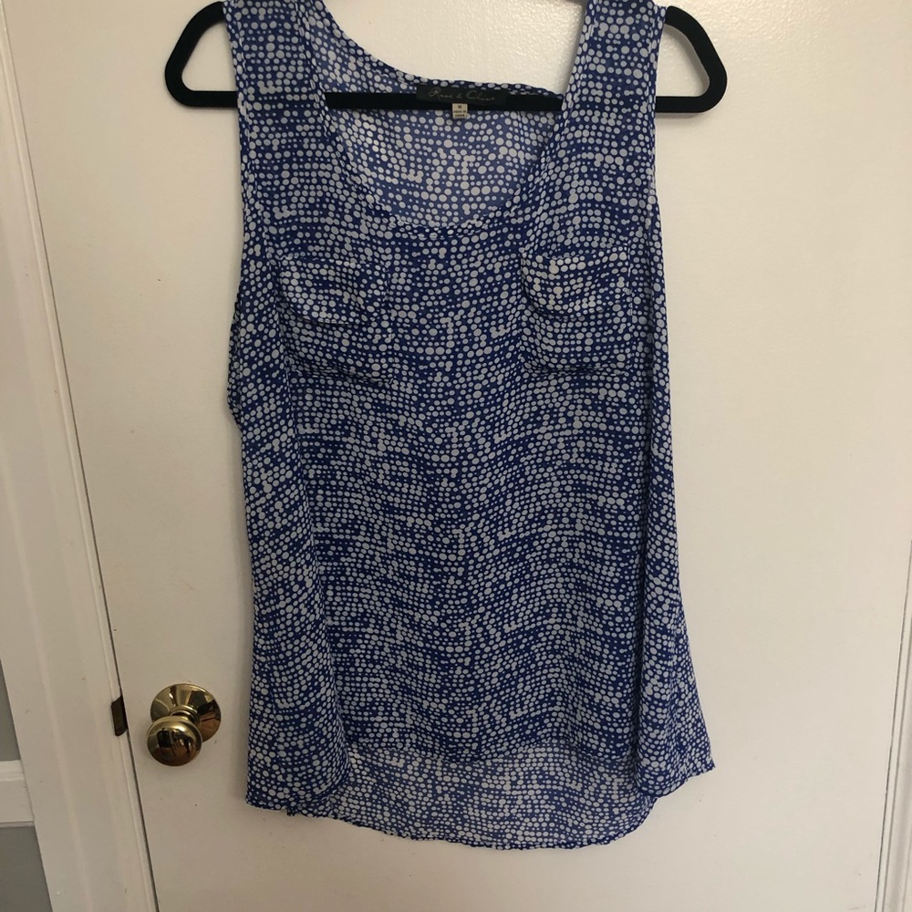 Tank top blue and white dots